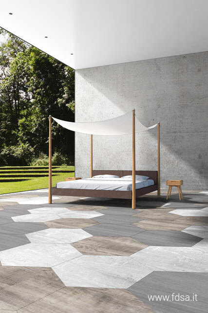 letto a baldacchino in legno bohemien